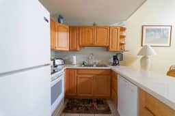 Hale Lilly, Legal short term Rental. - Image 5