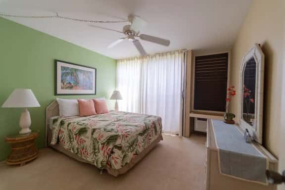 Turtle bay Pikake. - Image 1